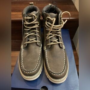 New Izod Mens Boots Brown Lace Up Memory Foam Padded Collar Durable Upper Size10